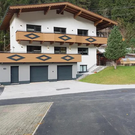 Haus Aloisia - Mit Bergblick Im Naturpark Zillertal Apartmán *