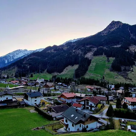 Haus Aloisia - Mit Bergblick Im Naturpark Zillertal Ginzling