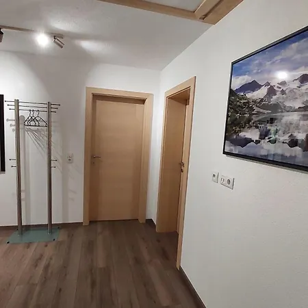 Haus Aloisia - Mit Bergblick Im Naturpark Zillertal