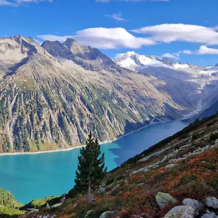 Haus Aloisia - Mit Bergblick Im Naturpark Zillertal Apartamento *